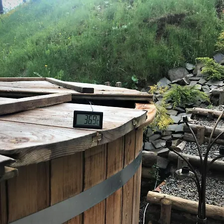 Gabi Z Balia W Ogrodzie * Закопане