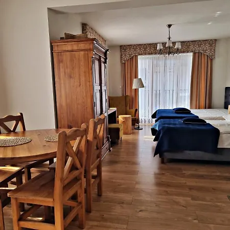 Gabi Z Balia W Ogrodzie