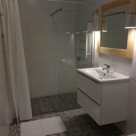 Gabi Z Balia W Ogrodzie Hébergement de vacances *
