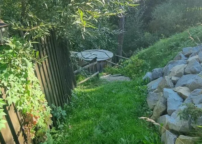 Gabi Z Balia W Ogrodzie Feriehus